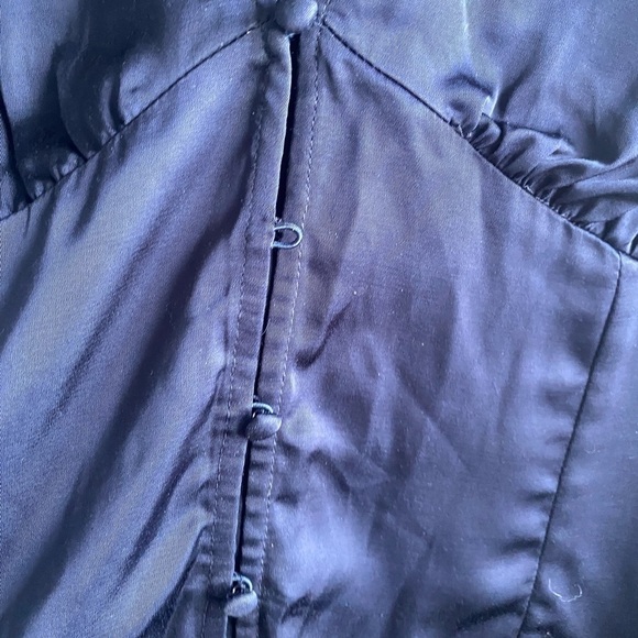 Aritzia Sunday Best Tatiana Blouse - Picture 4 of 10